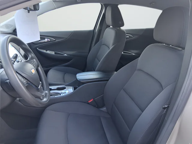 Used 2024 Gray Chevrolet LT image 9
