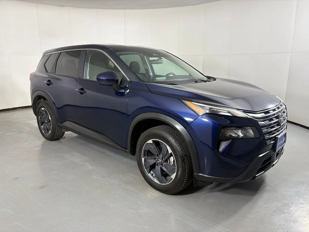 Used 2024 Blue Nissan SV image 2