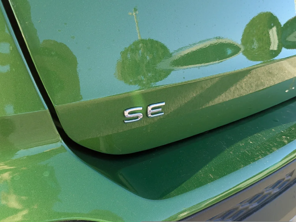 New 2027 Green Volkswagen 1.5T SE image 10