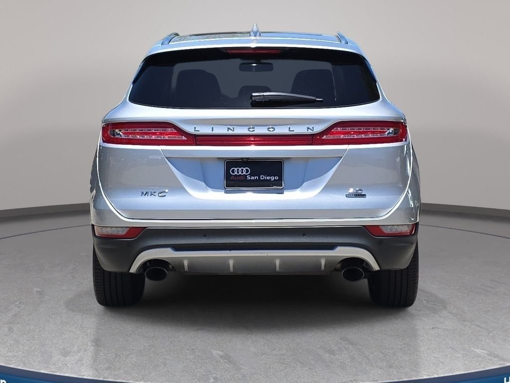 Used 2016 Silver Lincoln Select image 7