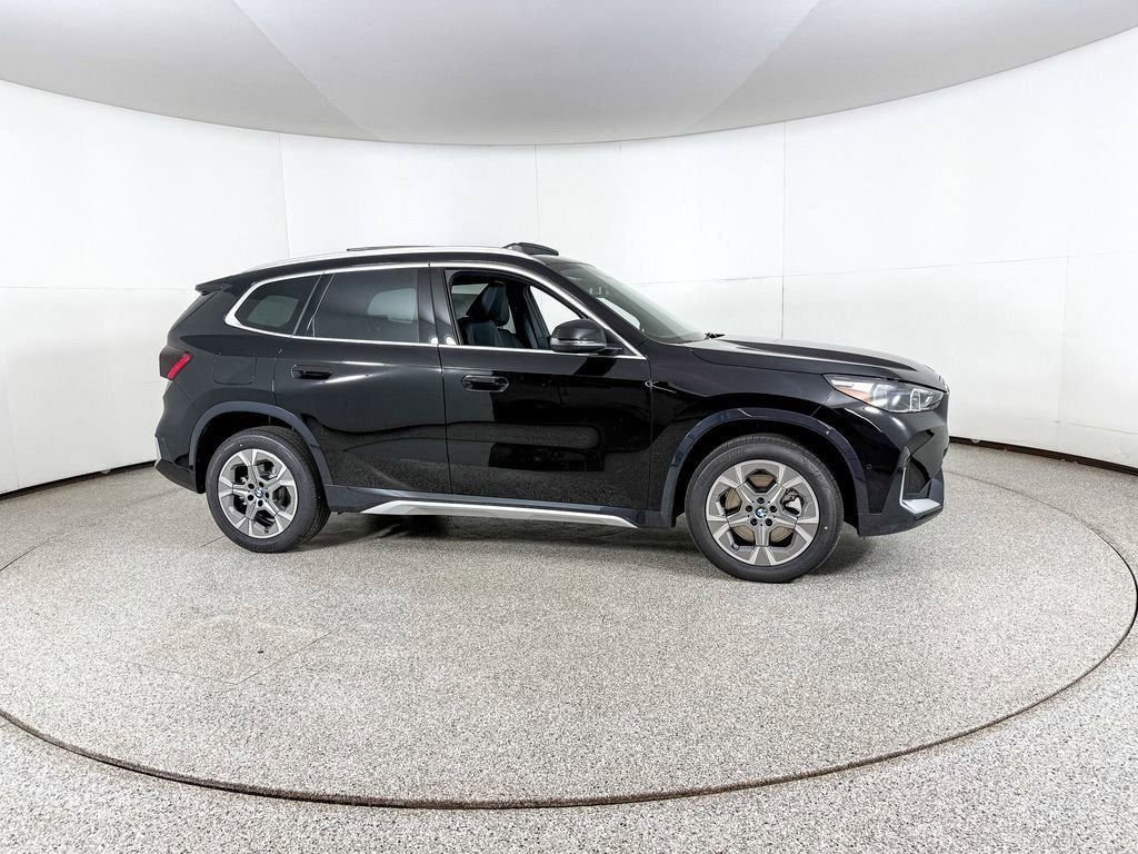 Certified Used 2025 Jet Black BMW xDrive28i image 5
