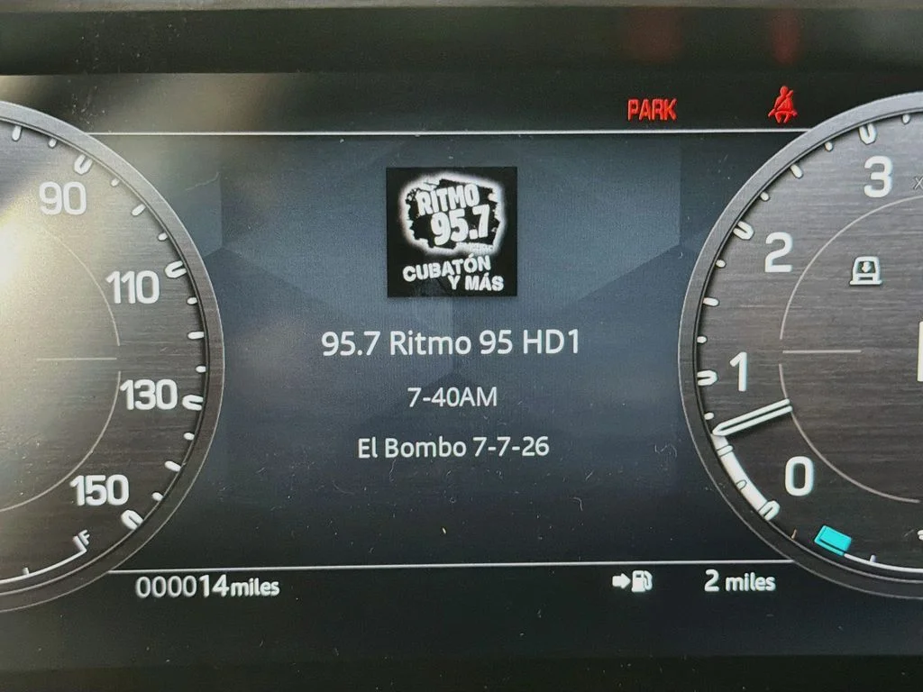 New 2026 Sedona Red Land Rover X-Dynamic SE image 12