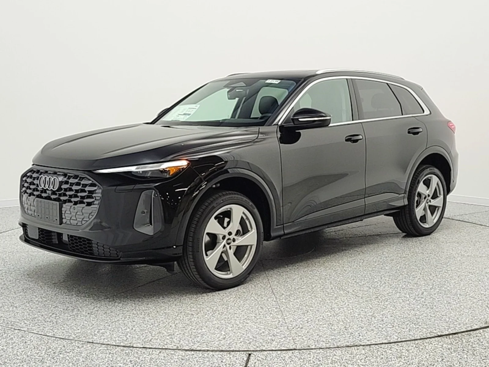 2026 Audi Q5 Premium Plus quattro's photo