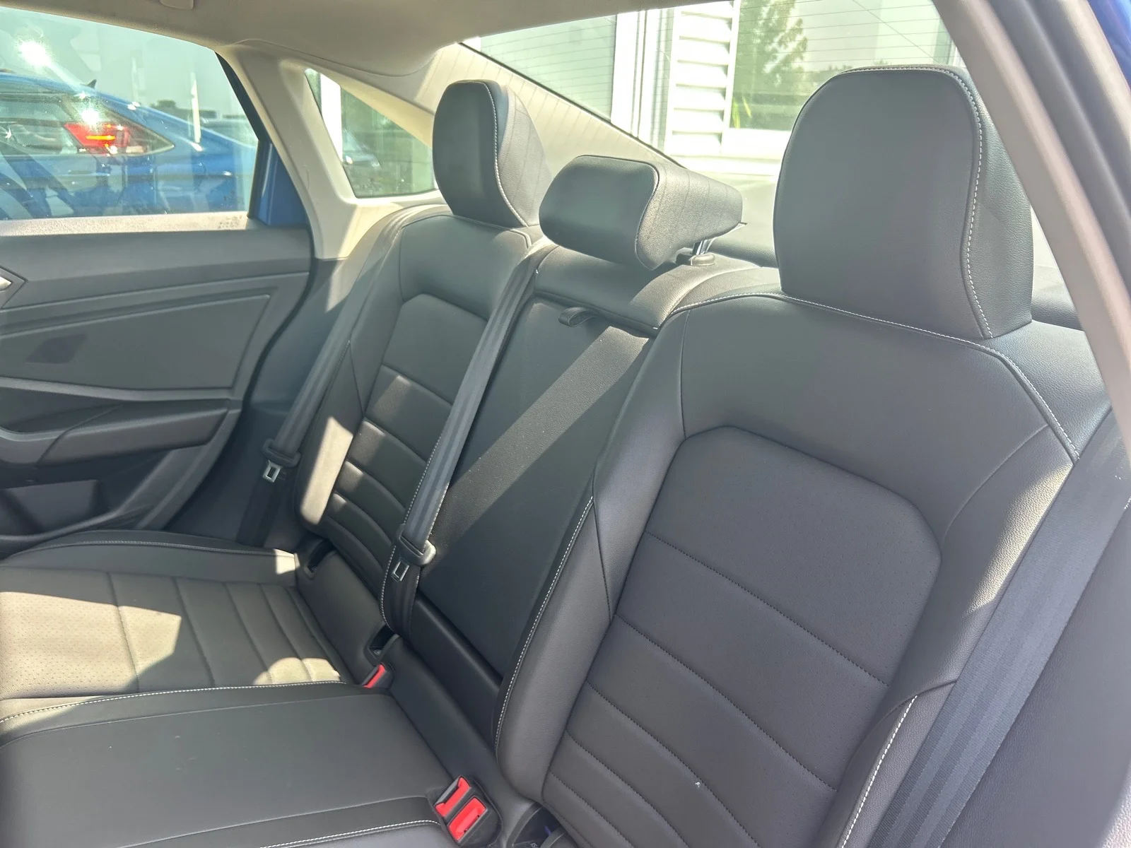 Used 2023 Blue Volkswagen SE AUTO image 20