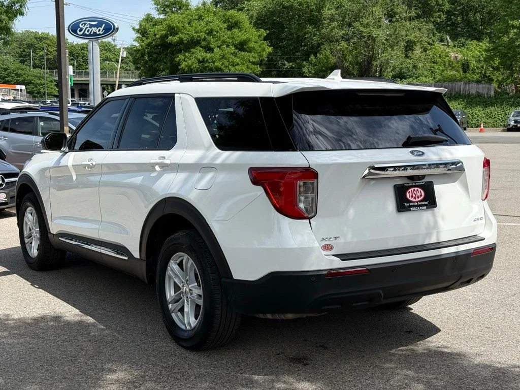 Used 2023 White Ford XLT image 10
