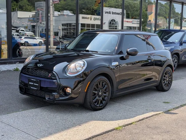 2018 MINI Cooper S Base