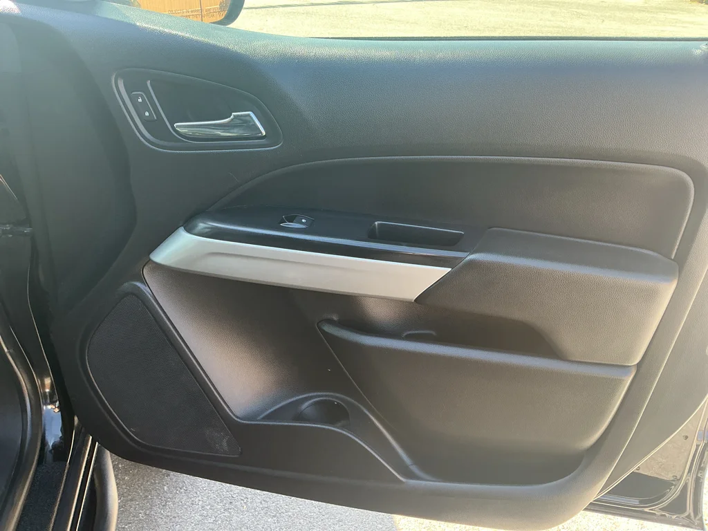 Used 2019 BLACK Chevrolet 4WD ZR2 image 12