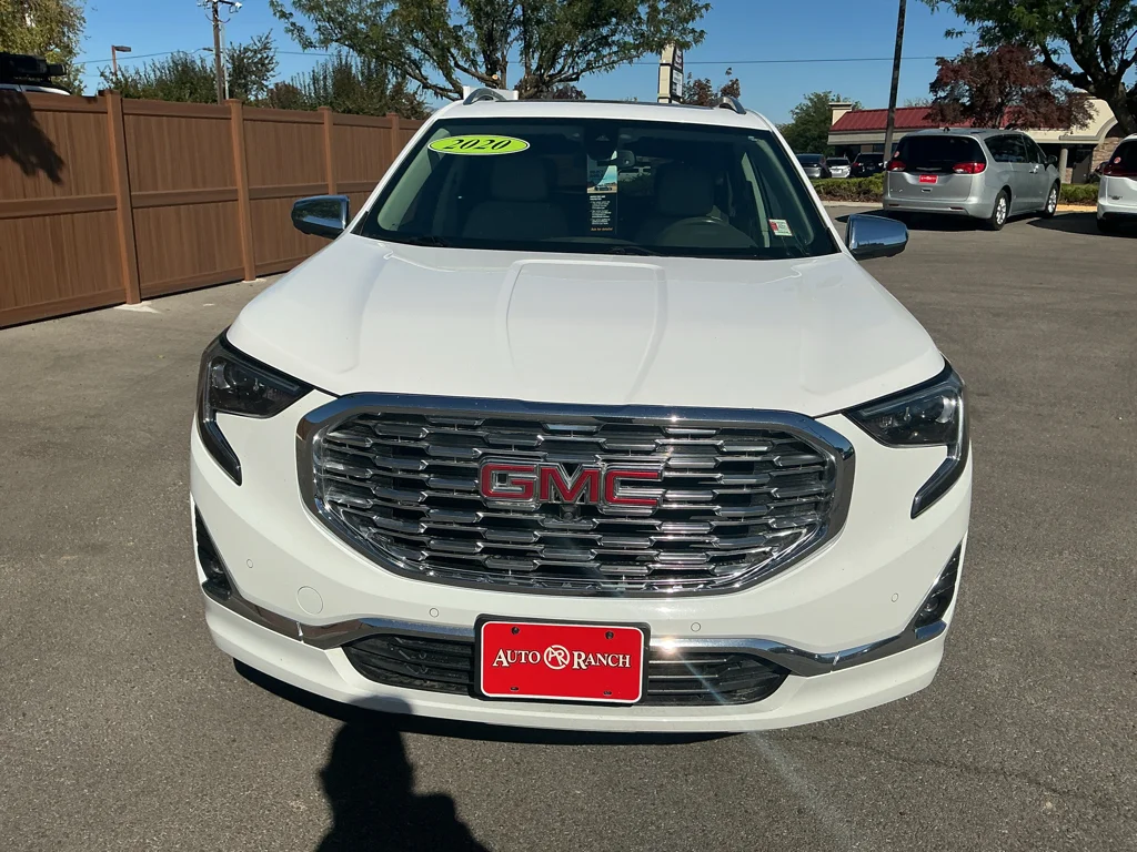 Used 2020 Summit White GMC Denali image 2