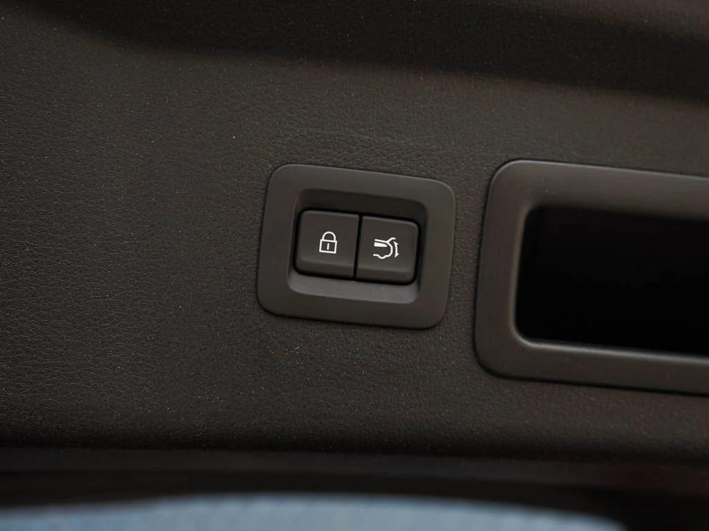 New 2026 Jet Black Mica Mazda 2.5 S Preferred AWD image 9