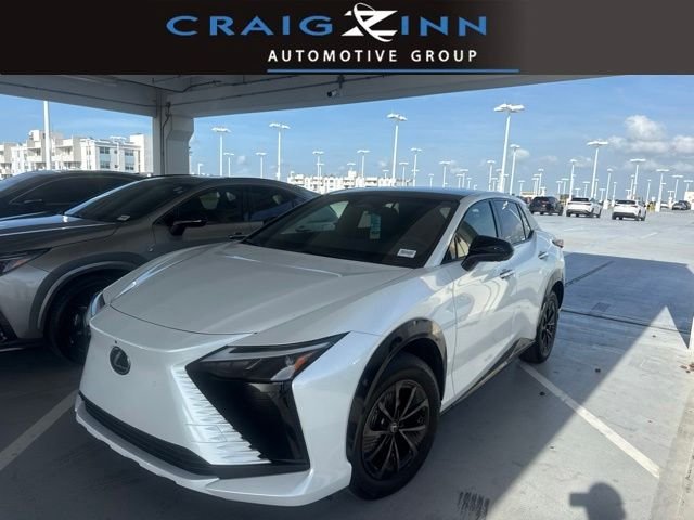 Used 2026 White Lexus 350e Premium image 1