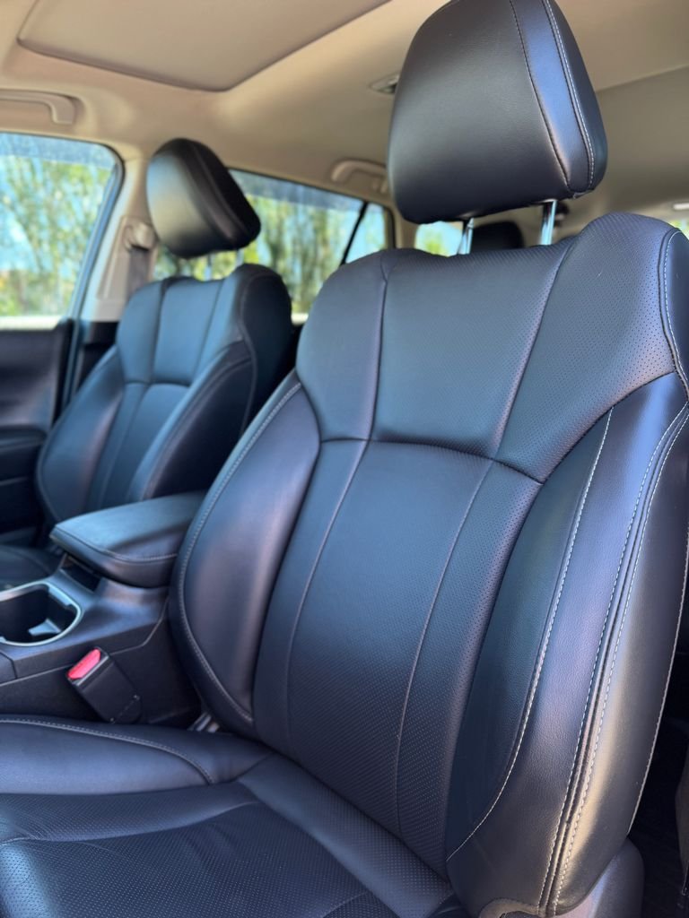 Used 2020 Green Metallic Subaru Limited image 31