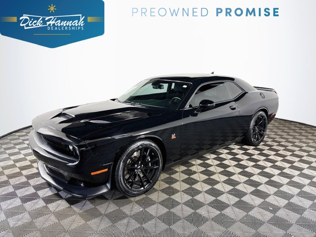 Used 2022 Pitch Black Clearcoat Dodge R/T Scat Pack image 1