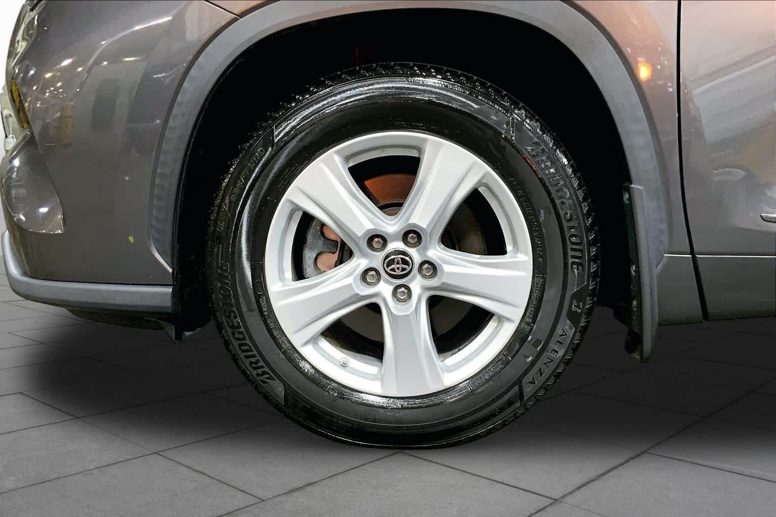 Used 2021 Magnetic Gray Metallic Toyota LE image 11