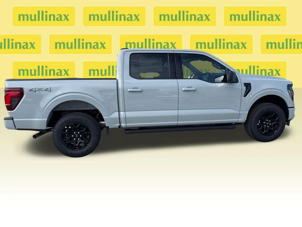 New 2026 White Ford XLT image 16