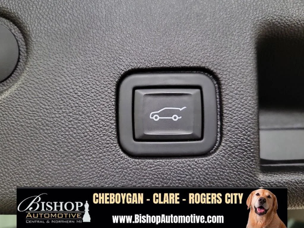 Pre-Owned 2024 Chevrolet Equinox LT image 31