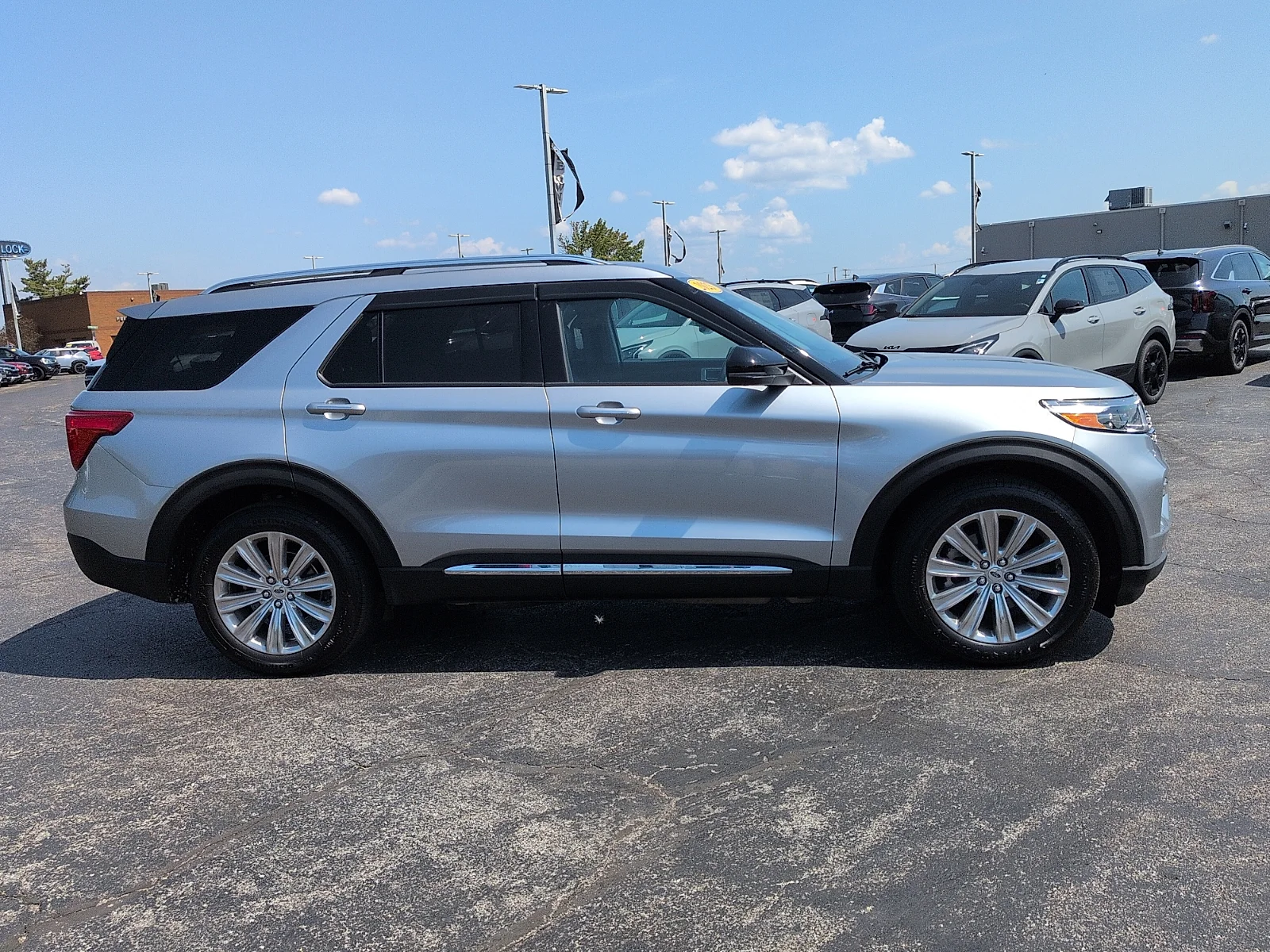 Used 2023 Silver Metallic Ford Limited image 2