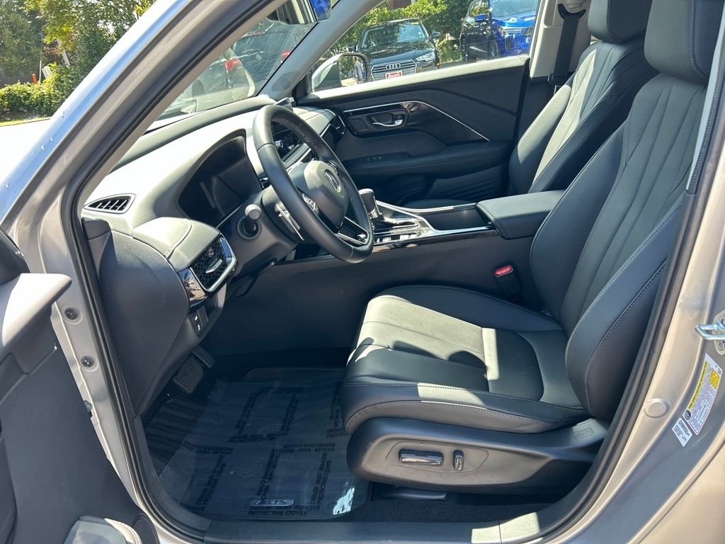 Used 2025 Silver Acura Base image 18