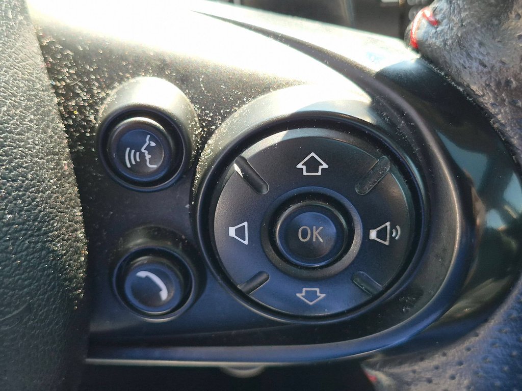 Used 2019 Unknown MINI Cooper S ALL4 image 16