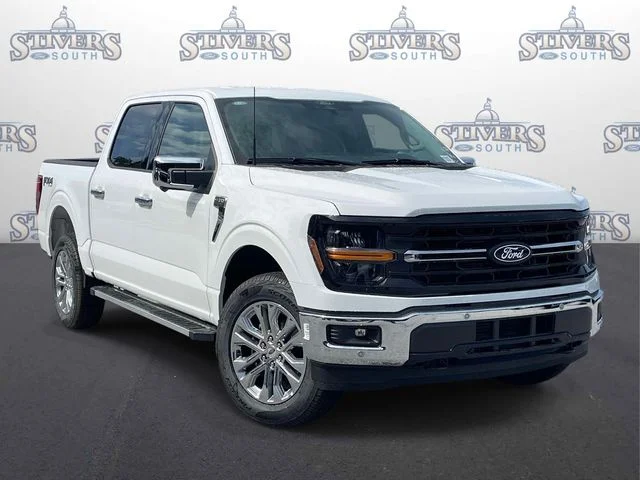 New 2026 Oxford White Ford XLT image 1