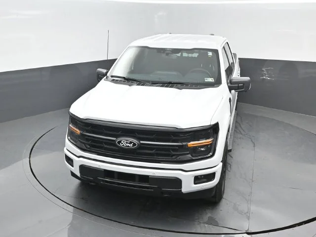 New 2026 Oxford White Ford XLT image 21
