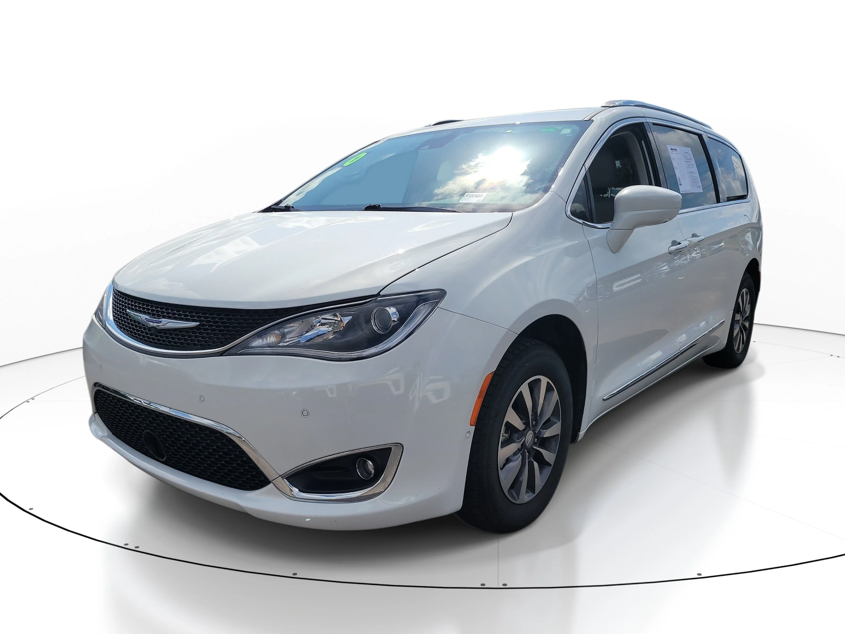 Used 2020 Bright White Clearcoat Chrysler Touring L Plus image 3