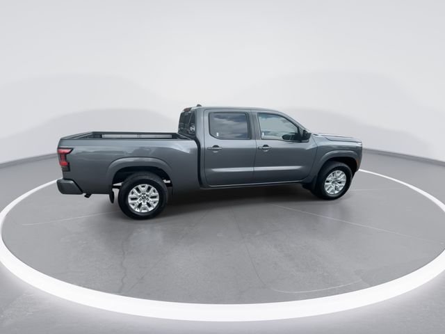 Used 2023 Gray Nissan SV image 9