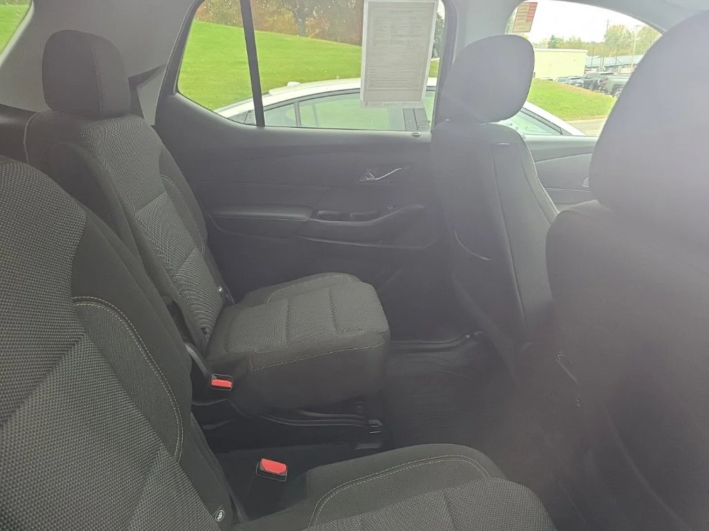 Used 2020 Gray Chevrolet LT image 7