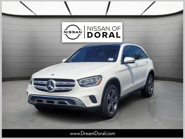 Used 2021 White Mercedes-Benz GLC 300 image 1