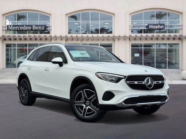 New 2026 Polar White Mercedes-Benz GLC 300 image 1