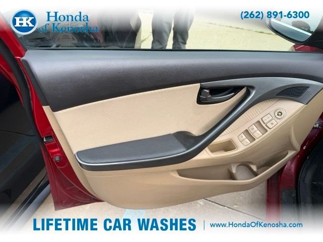 Used 2013 Red Hyundai GLS image 6