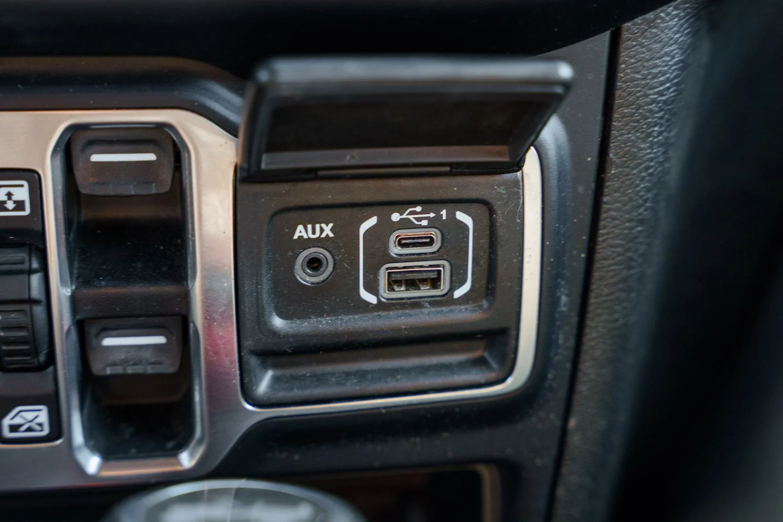 Used 2021 Gray Jeep Unlimited Sport S image 42