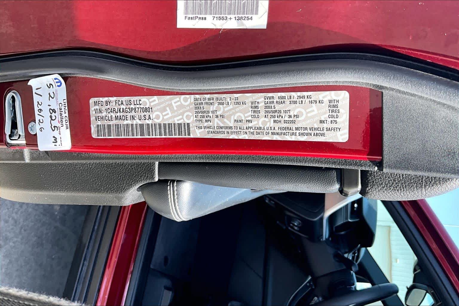Used 2023 Velvet Red Pearlcoat Jeep Altitude image 37