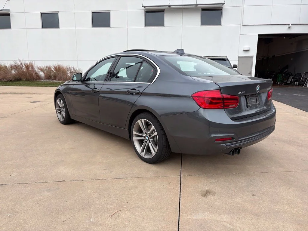 Used 2018 Mineral Grey Metallic BMW 330i xDrive image 7