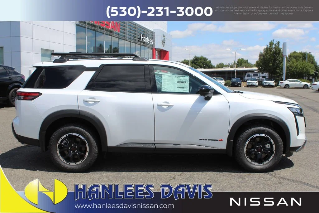 New 2026 Everest White Pearl TriCoat Nissan Rock Creek® image 6