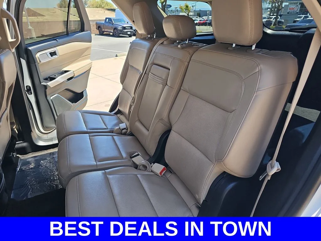 Used 2023 White Ford Limited image 15