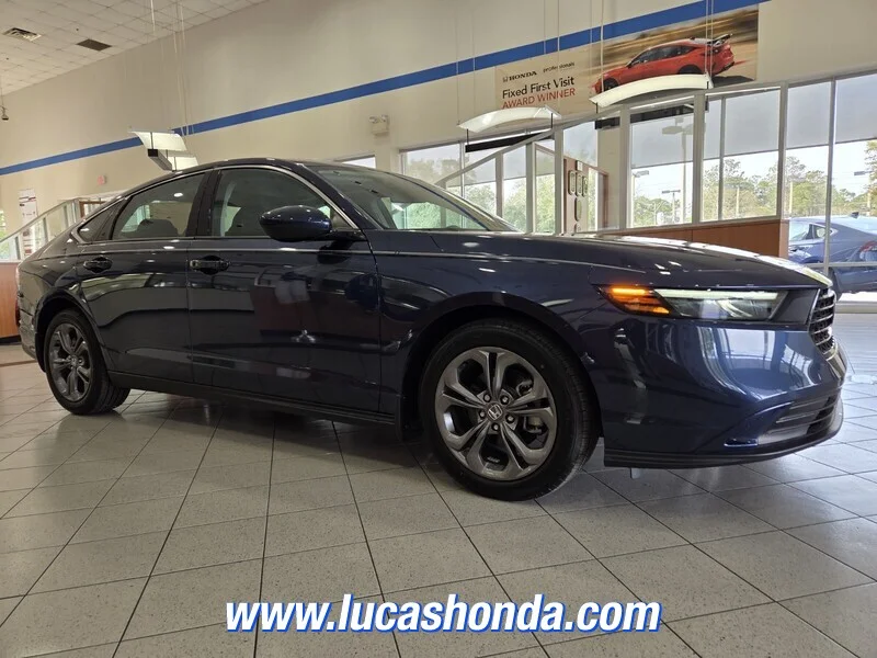 Used 2024 Blue Honda EX CVT image 3