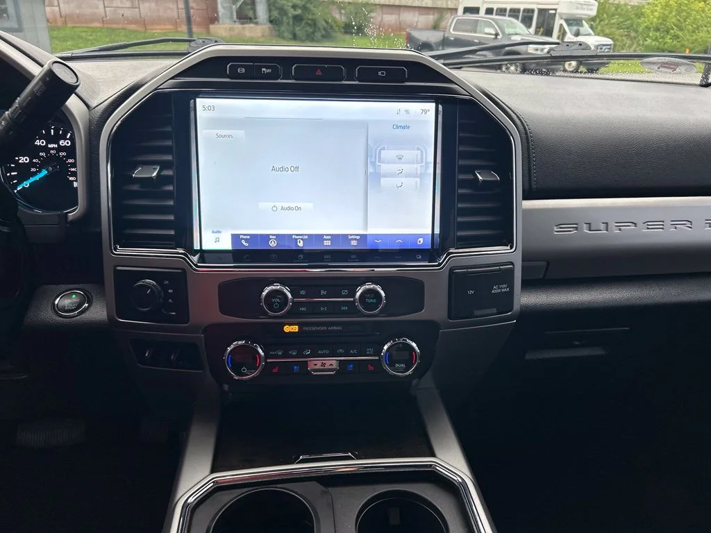 Certified Used 2022 Blue Metallic Ford Lariat image 19