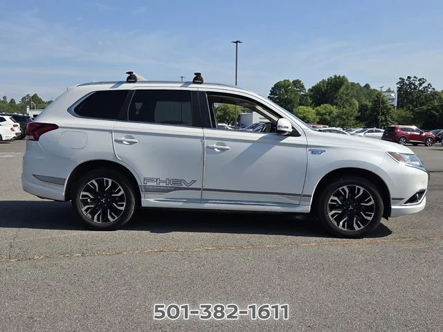 Used 2018 White Mitsubishi SEL image 6