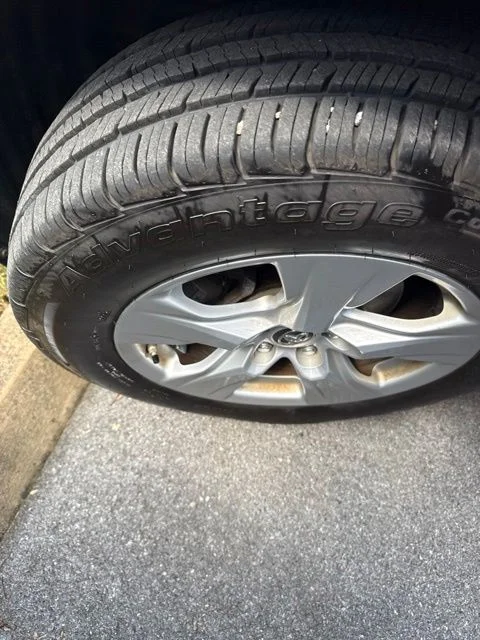 Used 2019 Red Toyota XLE image 6