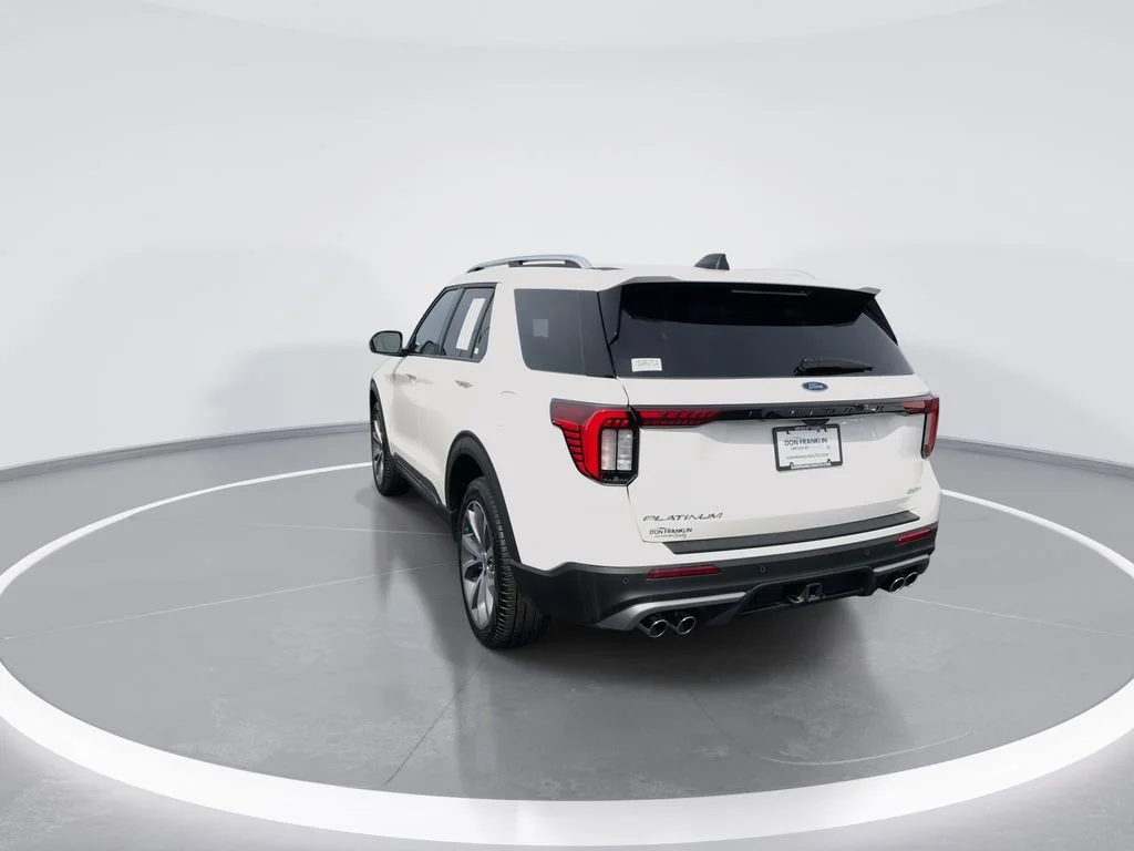 Used 2025 White Ford Platinum image 6