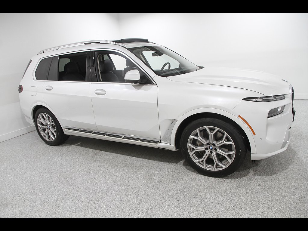 2023 BMW X7