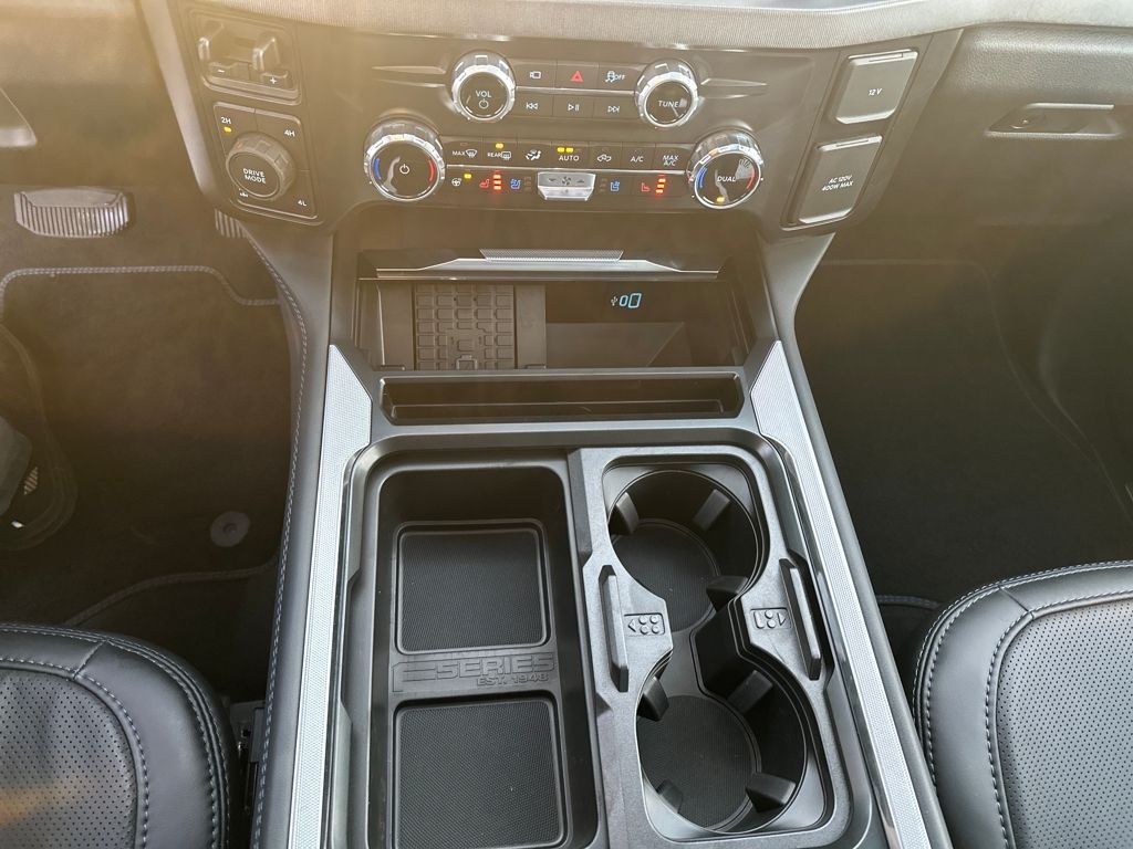 New 2026 Star White Metallic Tri-Coat Ford F-250® Platinum® image 18