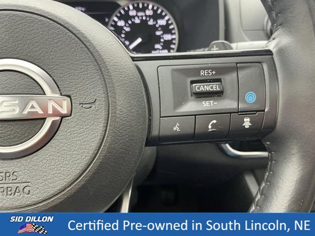 Used 2023 Super Black Nissan SV image 10