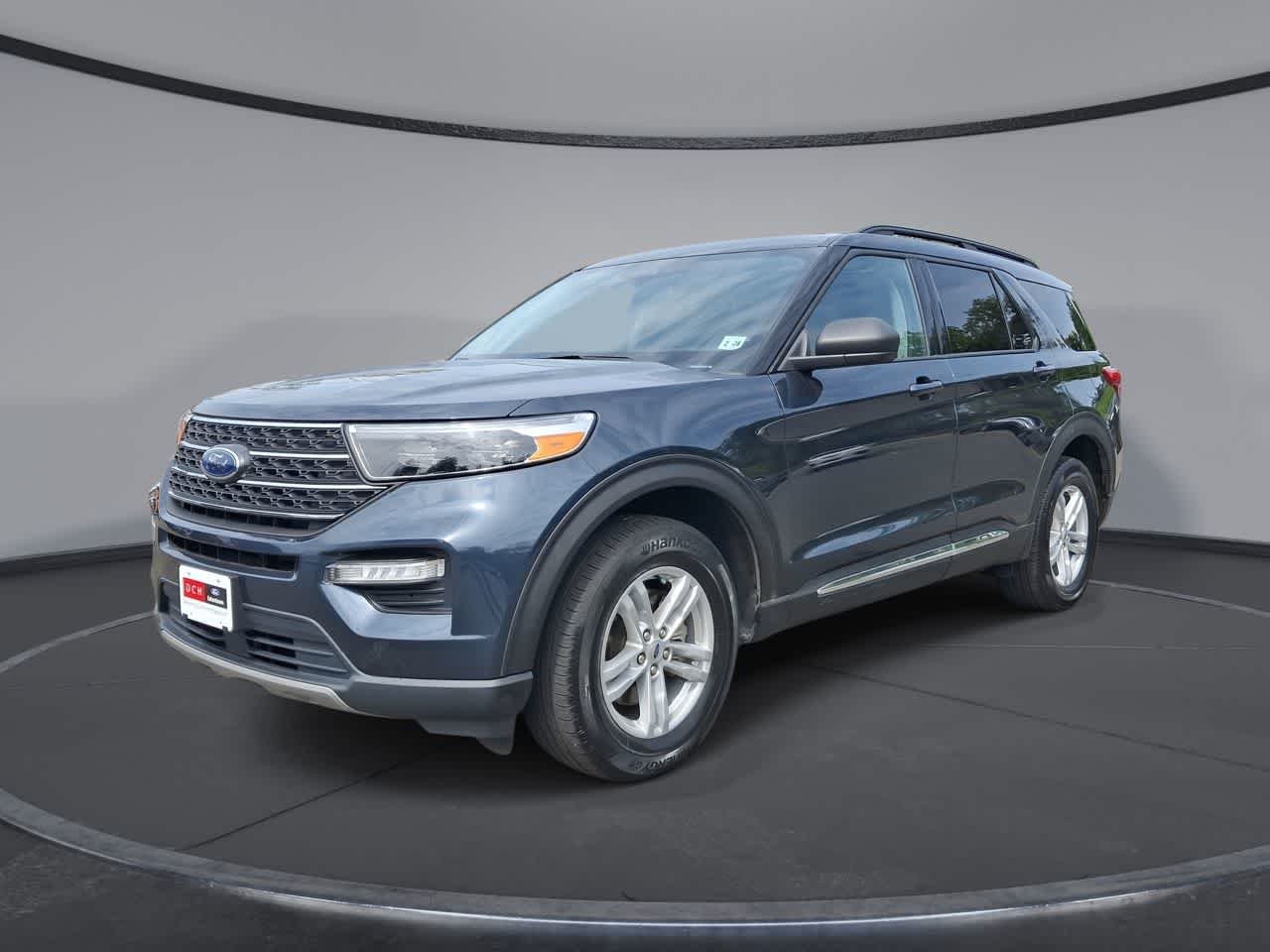 2022 Ford Explorer XLT 4WD's photo