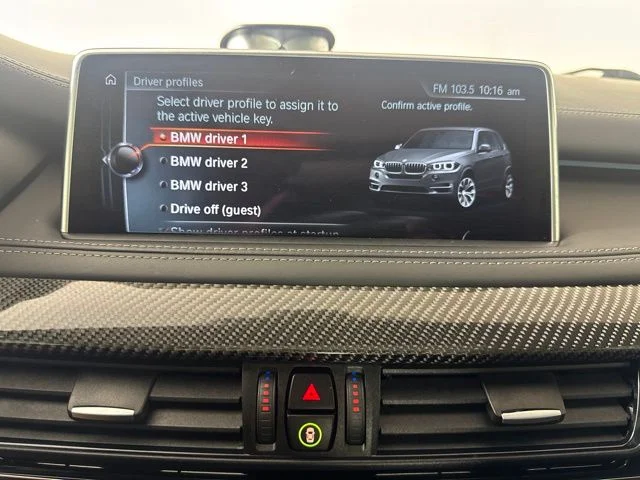 Used 2017 White Metallic BMW Base image 15