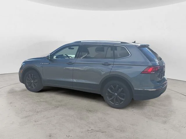 Used 2024 Gray Volkswagen 2.0T SE image 3