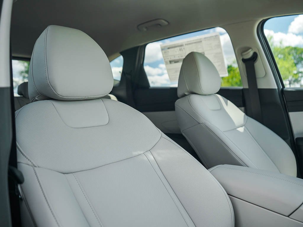 New 2026 Serenity White Pearl Hyundai SEL Plus AWD image 12