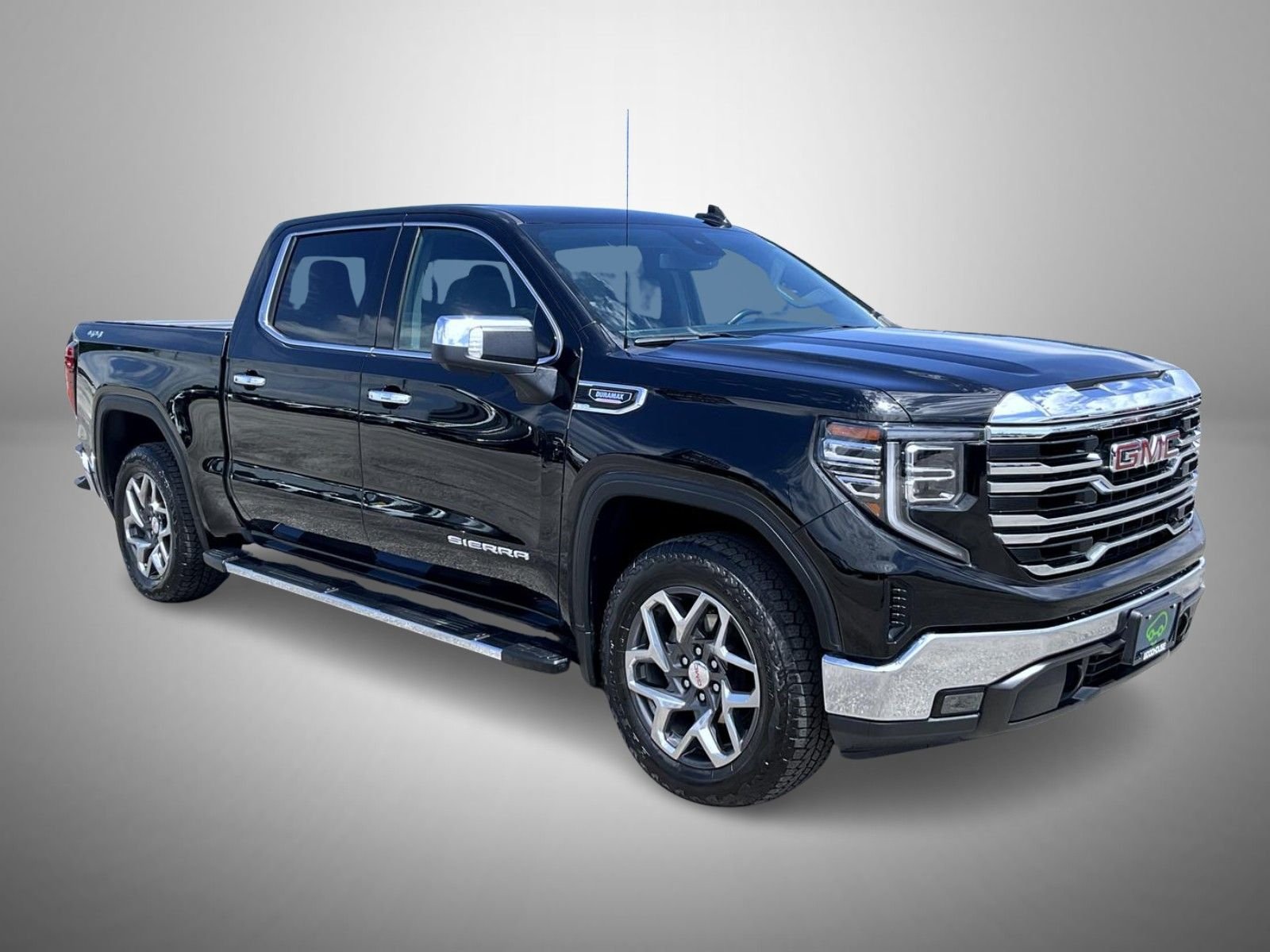 Used 2023 Black GMC SLT image 3