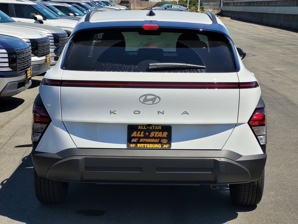 New 2026 White Hyundai SEL Sport image 4