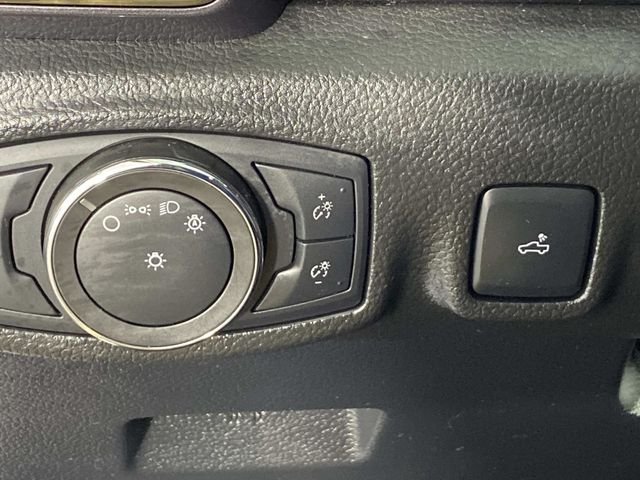 Used 2023 White Ford Lariat image 14